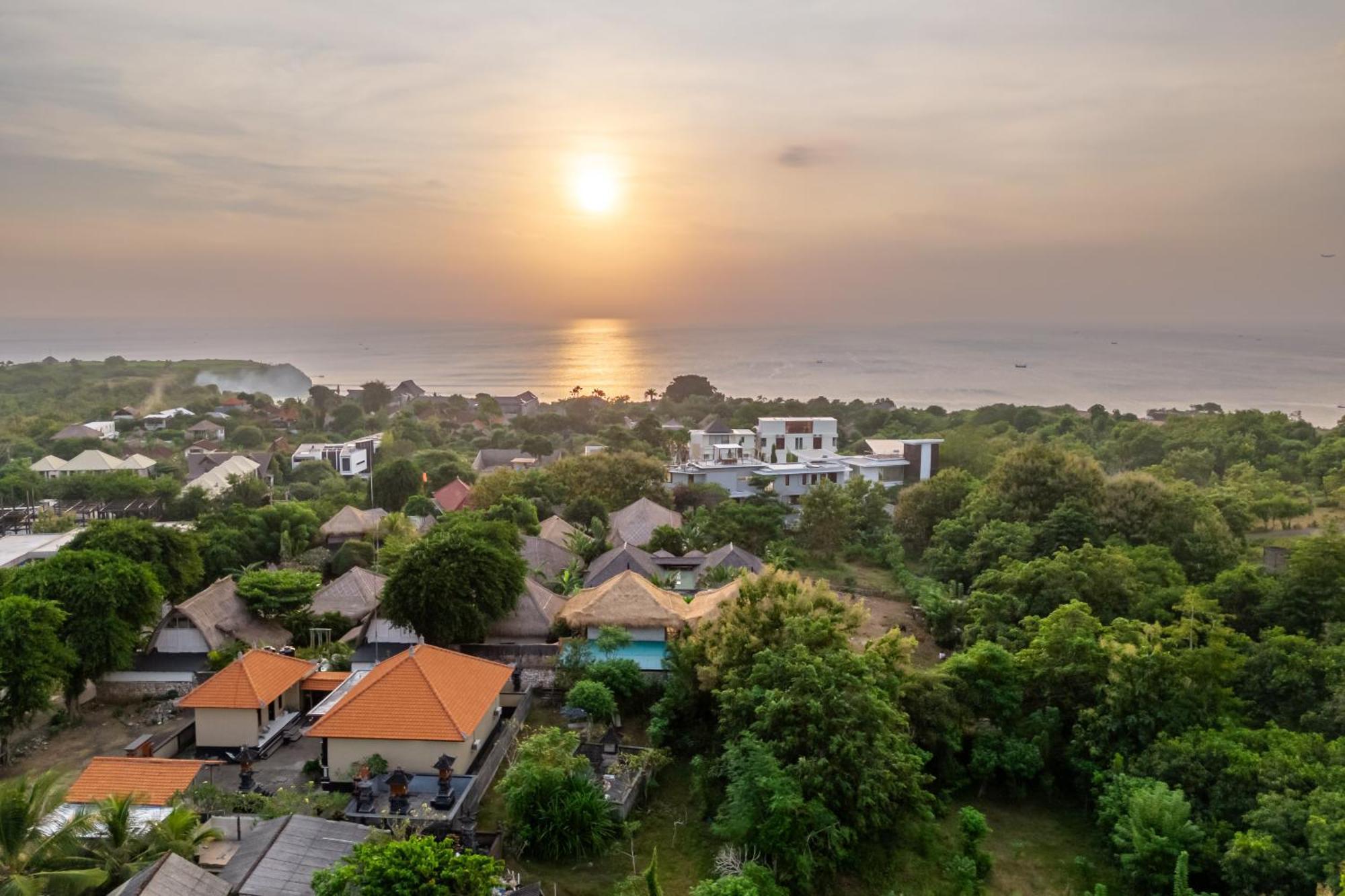 Balangan Beach Villa Idaman Bungalows 金巴兰 外观 照片