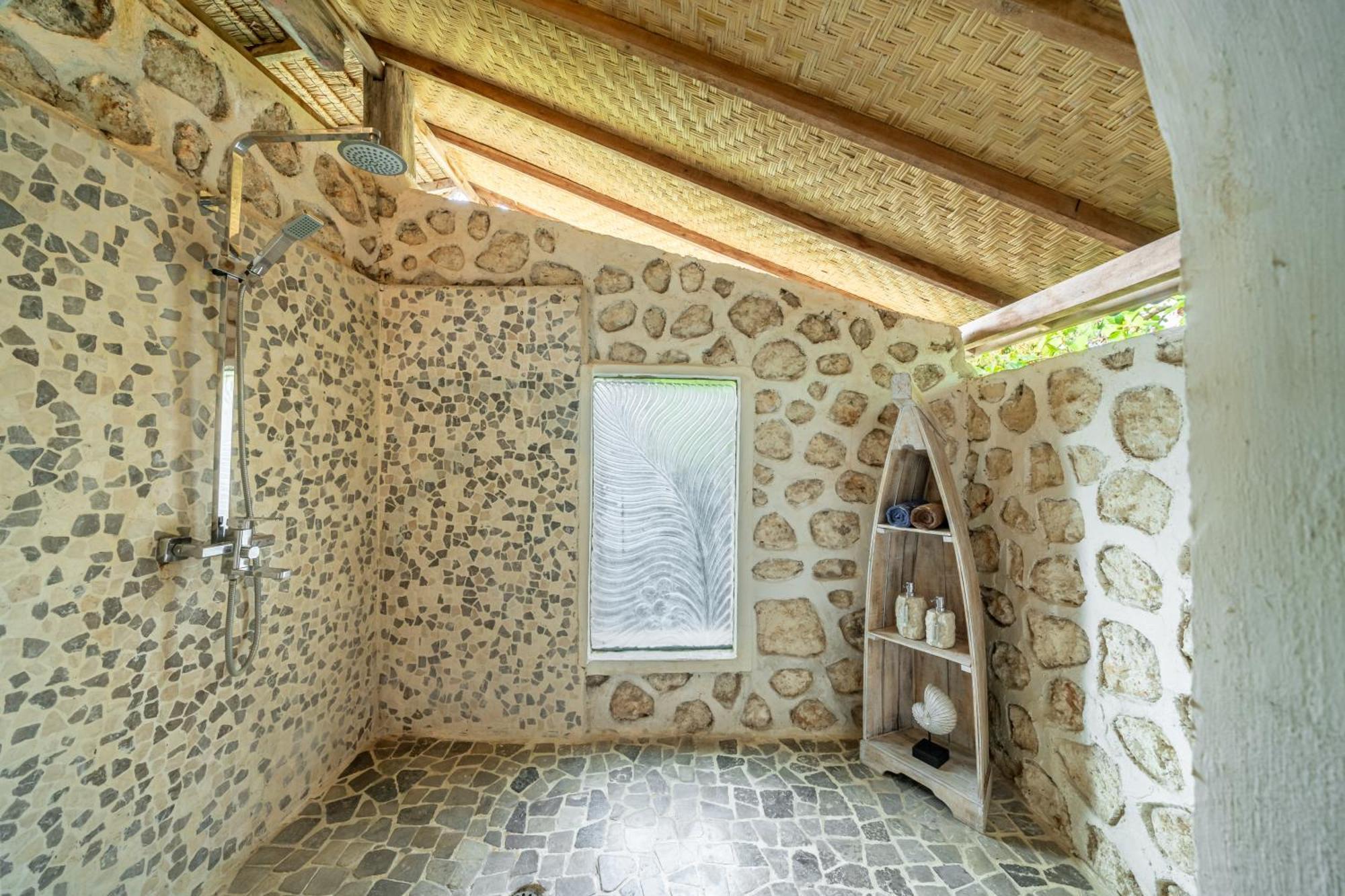 Balangan Beach Villa Idaman Bungalows 金巴兰 外观 照片